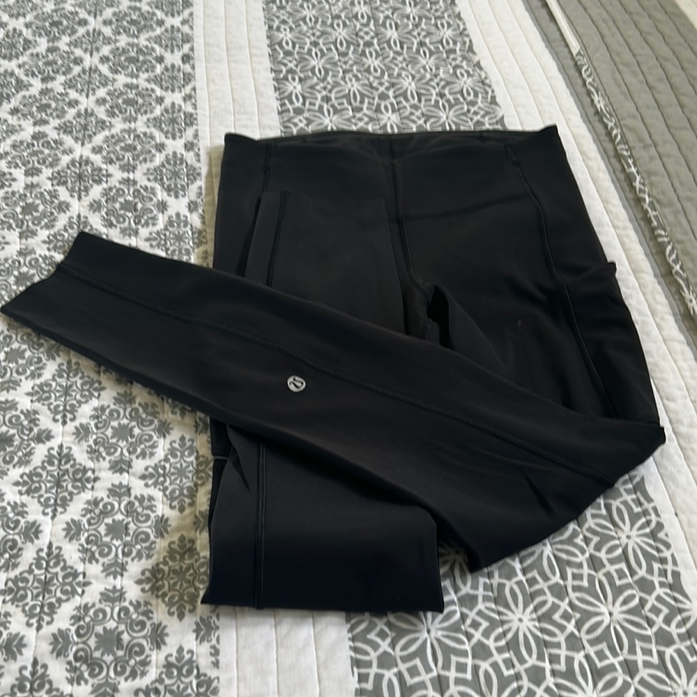 Lululemon black leggings